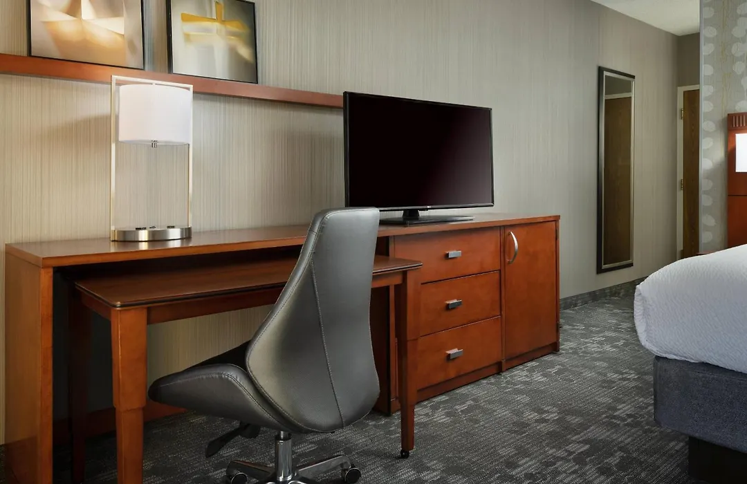 Courtyard By Marriott Phoenix Mesa-1